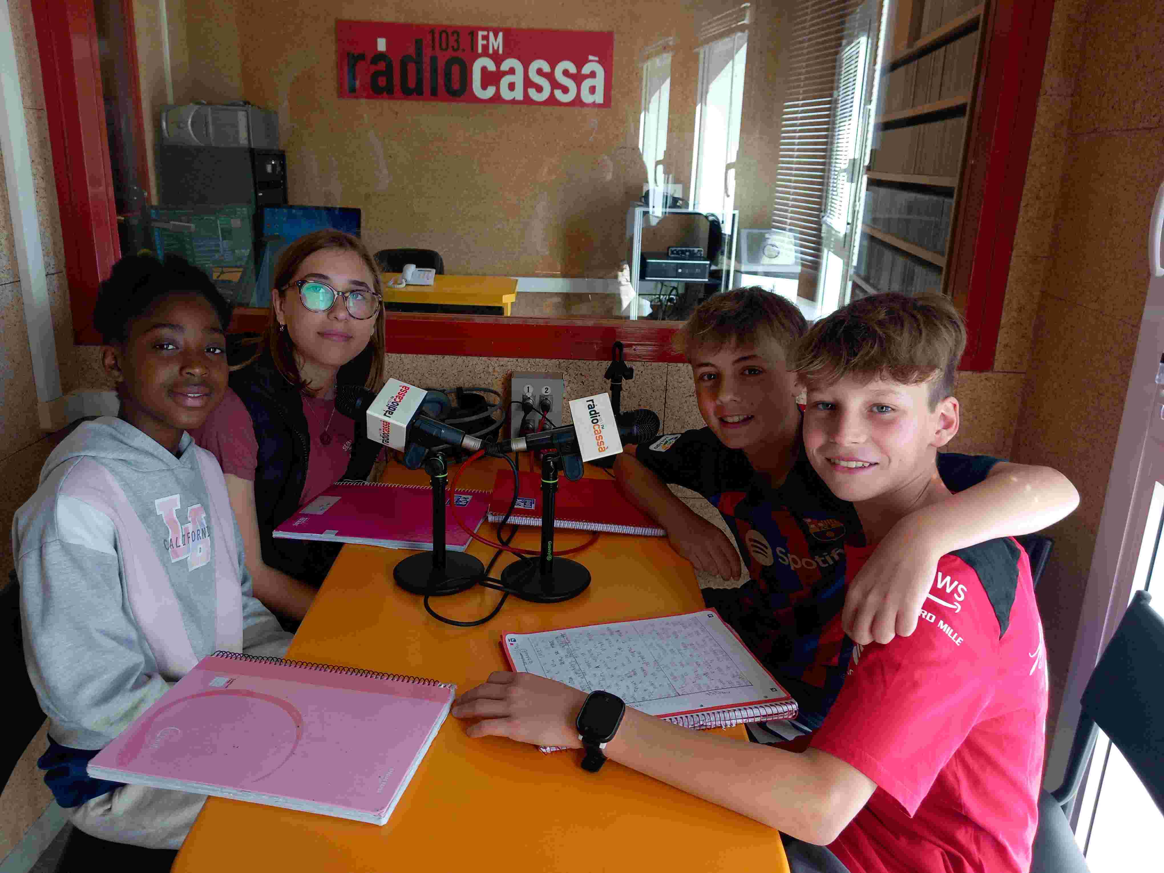 2024 05 14 14 05 2024 Alumnes de 6è curs de la Salle a la ràdio